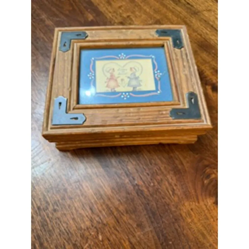 Vintage wooden trinket box 1980-1990